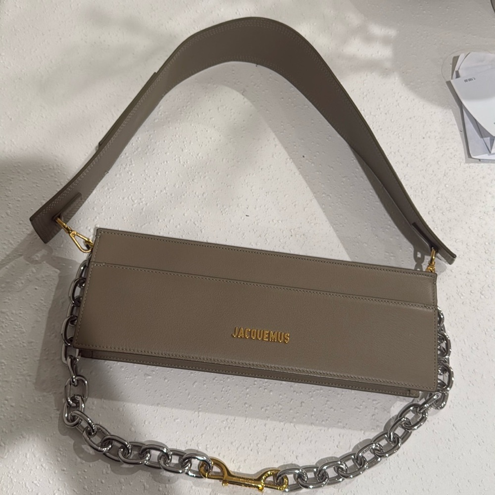 JACQUEMUS Bag, like new, almos never used 
Green color